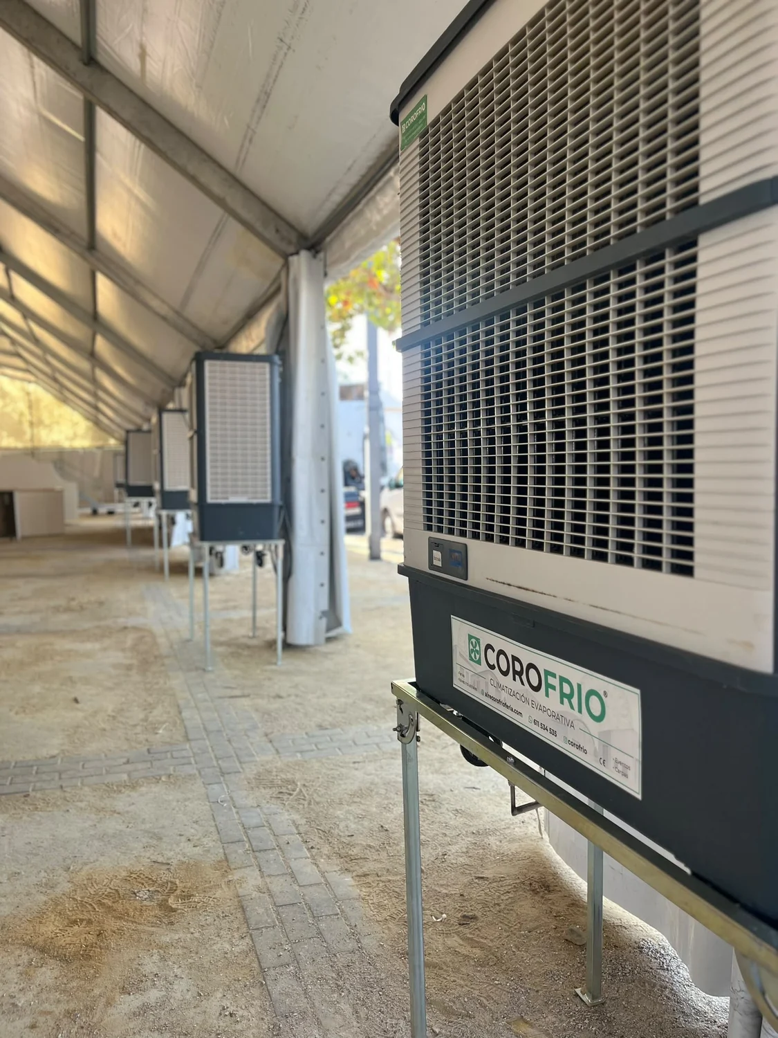 Modelo M COROFRIO instalado en caseta de feria