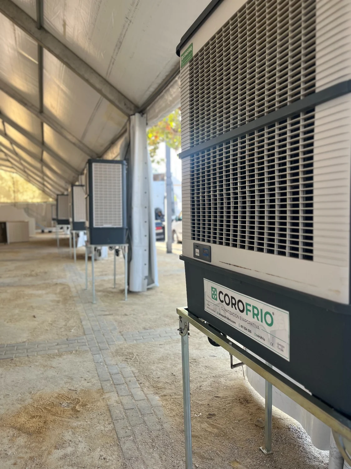 Alquiler de aire Modelo M COROFRIO para carpa de feria